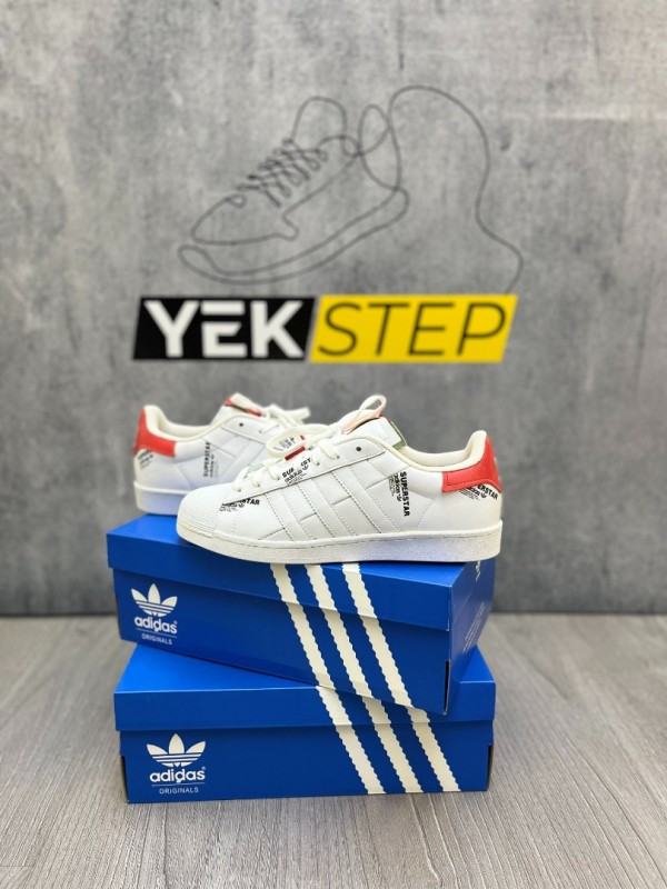 Adidas Süperstar Beyaz-Kırmızı Etiketli